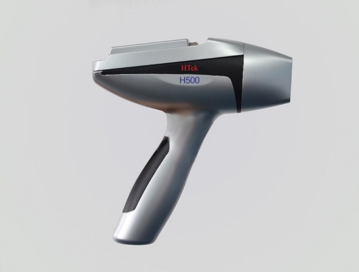 Rucni XRF analizator